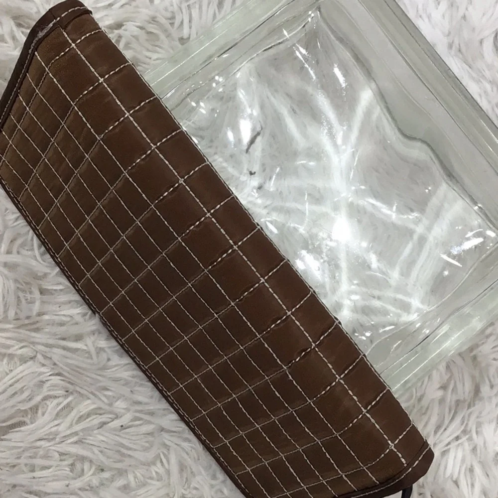 Lug Quilted Brown Tango travel passport wallet wristlet NWT